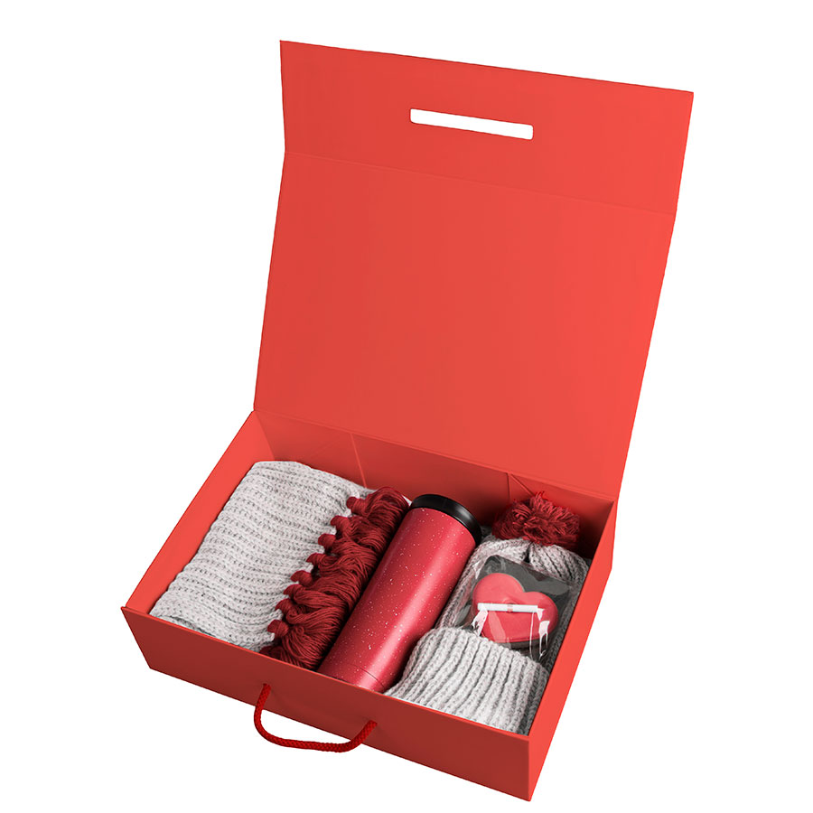 Подарки сотрудникам на Новый год 2026: нескучные идеи