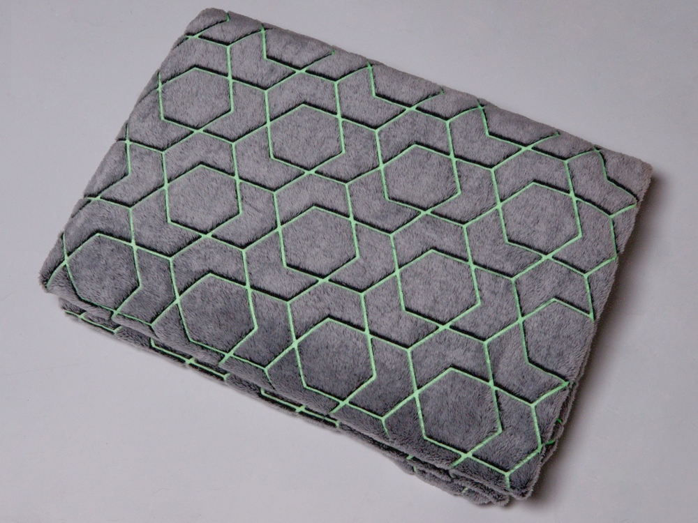 Светящийся в темноте плед Lattice