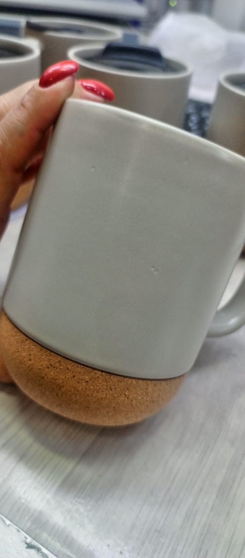 Кружка с пробковым дном и крышкой Denpasar